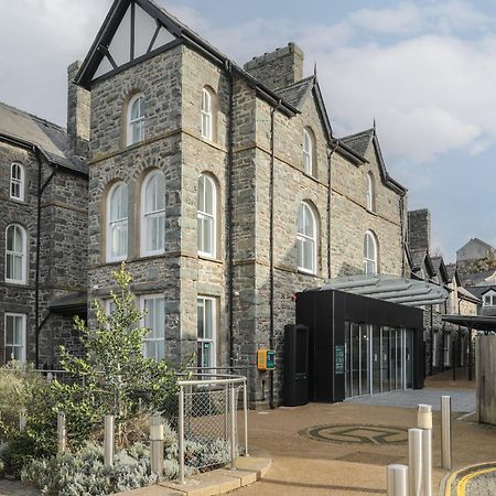 Harlech Apartments - Gwern Εξωτερικό φωτογραφία