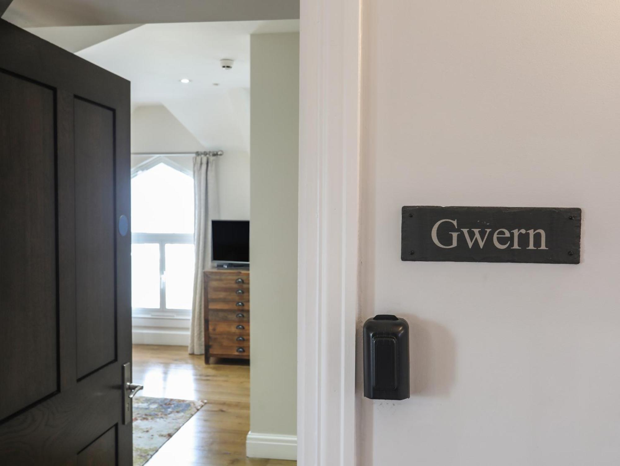 Harlech Apartments - Gwern Εξωτερικό φωτογραφία
