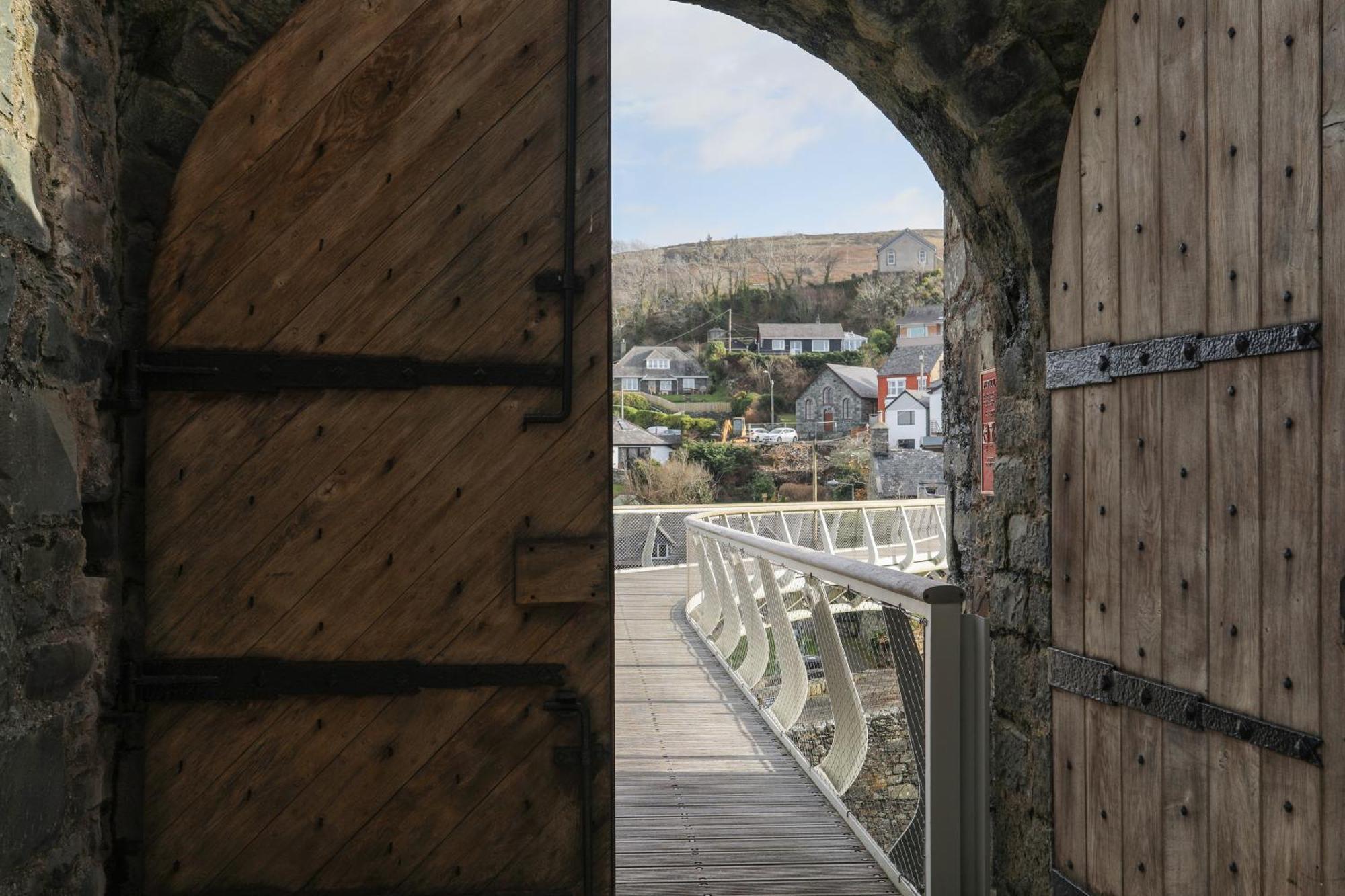 Harlech Apartments - Gwern Εξωτερικό φωτογραφία